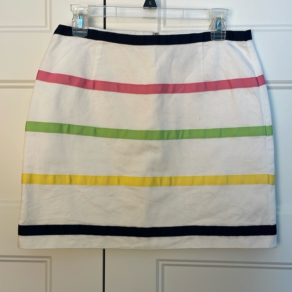 Vineyard Vines stripped skirt size 6